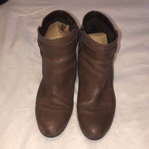 Aerosoles leather bootie12